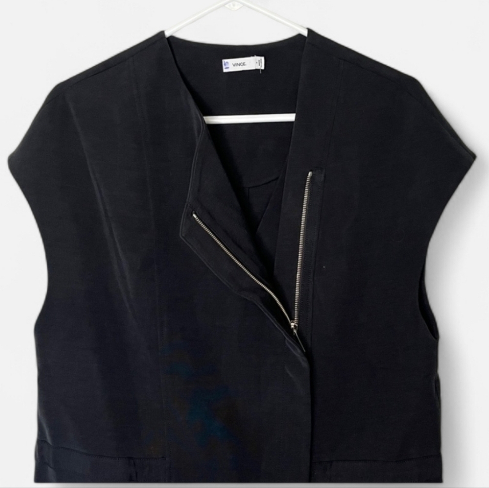 Vince black sleeveless zip-front vest, size small